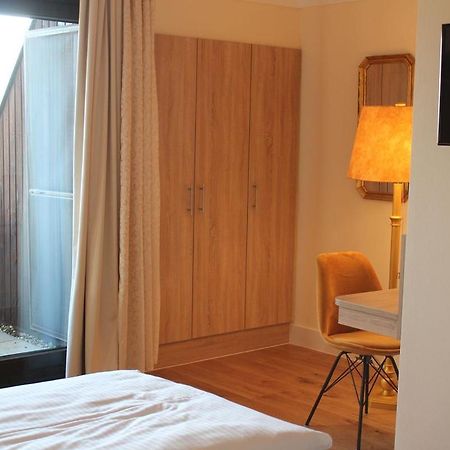 ויננדן Burghotel Schoene Aussicht Bauer Gmbh מראה חיצוני תמונה
