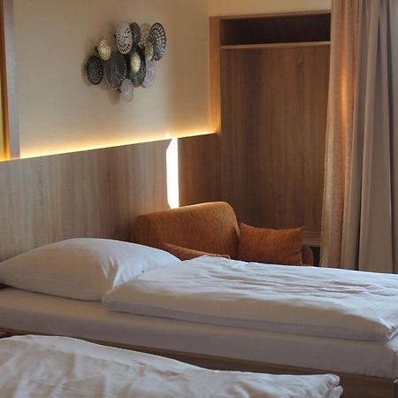 ויננדן Burghotel Schoene Aussicht Bauer Gmbh מראה חיצוני תמונה