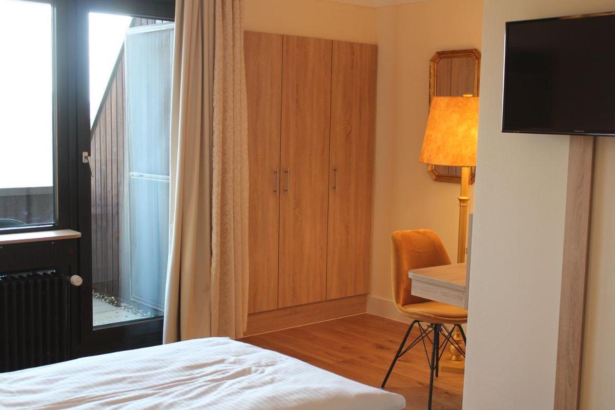 ויננדן Burghotel Schoene Aussicht Bauer Gmbh מראה חיצוני תמונה